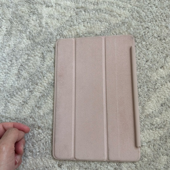 Apple Pink iPad Cover Tri-Fold Design - Picture 3 of 8